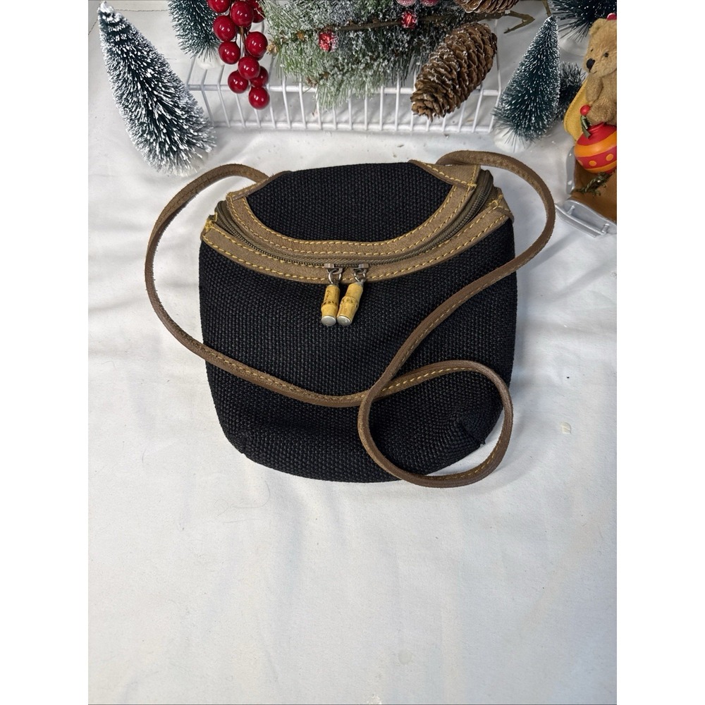 Vtg Sm Tommy Bahama Black Burlap Shoulder Bag Brown Accent Shoulder Bamboo Zip